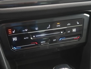 Volkswagen Tiguan II SUV Facelifting 1.5 TSI 150KM 2021 VW Tiguan 1.5 TSI, Salon Polska, 1. Właściciel, zdjęcie 10