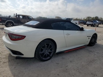 Maserati GranTurismo 2014 Maserati GranTurismo S 2014 4.7l 4.7 Benzyna 454KM, zdjęcie 3