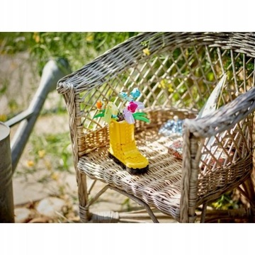 LEGO CREATOR 3IN1 31149 Набор «Цветы в лейке» 420 деталей 8+