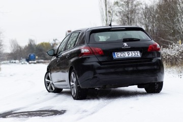 Peugeot 308 II Hatchback 5d 1.6 THP 125KM 2013 PEUGEOT 308 II 1.6 125KM | KEYLESS | Bluetooth | Ksenon | Książka Serwisowa, zdjęcie 2
