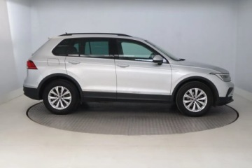 Volkswagen Tiguan II SUV Facelifting 2.0 TDI 150KM 2022 VW Tiguan 2.0 TDI, Salon Polska, 1. Właściciel, zdjęcie 5