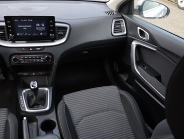 Kia Ceed III Kombi Facelifting 1.5 T-GDI 160KM 2022 Kia Ceed 1.5 T-GDI, Salon Polska, Serwis ASO, zdjęcie 7