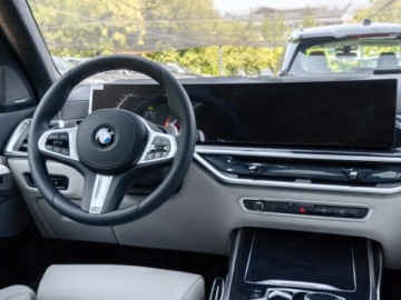 BMW X7 SUV Facelifting 3.0 40i 381KM 2025 BMW X7 xDrive40i Sport Suv 3.0 (381KM) 2025, zdjęcie 9