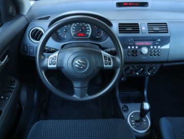 Suzuki Swift IV Hatchback 5d 1.3 92KM 2006 Suzuki Swift 1.3, Automat, Klima,ALU, zdjęcie 6