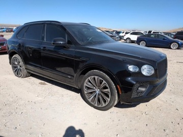 Bentley Bentayga 2021 Bentley Bentayga 2021 4.0l 4.0 Benzyna 542KM, zdjęcie 4