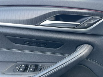 BMW Seria 5 G30-G31 Touring Facelifting 2.0 520d 190KM 2022 BMW 520 XDrive Skóra Kamera Podgrzewanie Pamięć, zdjęcie 12