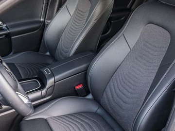 Mercedes GLA II Off-roader Facelifting 1.3 200 163KM 2025 MERCEDES-BENZ GLA 200 Progressive Suv 2.0 (163KM) 2025, zdjęcie 5