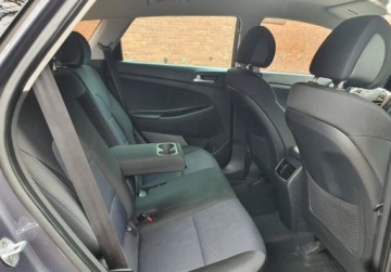 Hyundai Tucson III SUV 1.7 CRDI 115KM 2016 Hyundai Tucson Kamera Hands Free GetHelp 1.7 Diesel 116KM, zdjęcie 11