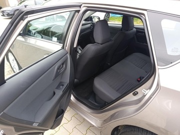 Toyota Auris II 2015 Toyota Auris Hybrid 135 Premium II (2012-) Toyota, zdjęcie 23