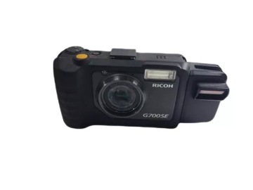 ЗАЩИТНАЯ КАМЕРА RICOH G700SE С ЗАРЯДНЫМ УСТРОЙСТВОМ