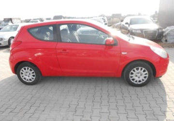 Hyundai i20 I Hatchback 5d 1.2 DOHC 78KM 2010 Hyundai i20 Hyundai i20 I 1.2 benzyna 78 KM 1.2 Benzyna 78KM, zdjęcie 6