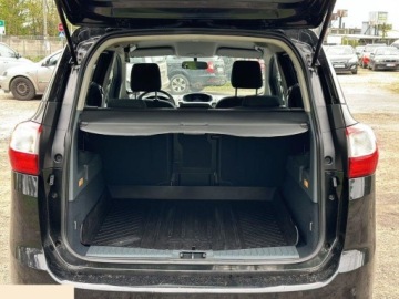 Ford C-MAX II Minivan 1.6 EcoBoost 150KM 2011 Ford Grand C-MAX 1.6 EcoBoost Trend 150KM 2011r, zdjęcie 9