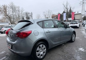 Opel Astra J Hatchback 5d Facelifting 1.6 Twinport ECOTEC 115KM 2015 Opel Astra salon Polska , I wlasciciel, kamera cofania 1.6 Benzyna 115KM, zdjęcie 20