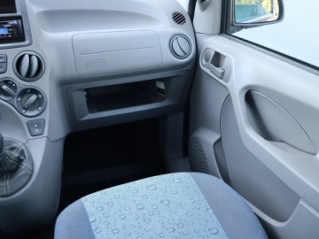 Fiat Panda II Hatchback 5d 1.1 MPI 54KM 2006 Fiat Panda 1.1, Salon Polska, 1. Właściciel, zdjęcie 7