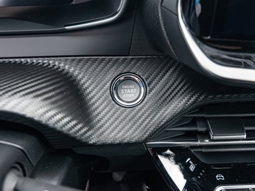 Peugeot 2008 II 2025 Od ręki - Allure e-DCS 1.2 mHEV 145KM / Pakiet Navigation i Access, zdjęcie 10