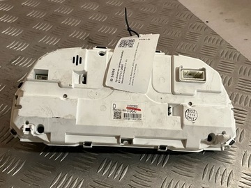 MITSUBISHI OUTLANDER 2019 PŘÍSTROJOVÁ DESKA / TACHOMETR