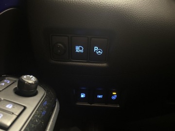 Toyota C-HR I Crossover 1.2L Turbo 116KM 2017 Toyota C-HR 1.2 T Dynamic Toyota C-HR 1.2 T Dynami, zdjęcie 17