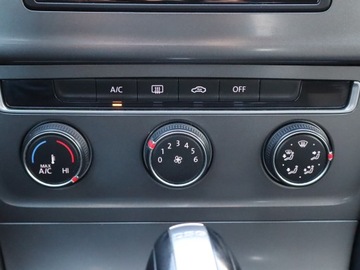 Volkswagen Golf VII Variant 1.6 TDI CR DPF BlueMotion Technology 105KM 2014 VW Golf 1.6 TDI, Salon Polska, Serwis ASO, zdjęcie 11