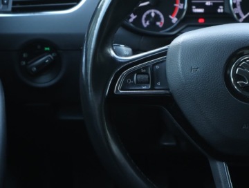 Skoda Octavia III Liftback Facelifting 1.4 TSI 150KM 2018 Skoda Octavia 1.4 TSI, Salon Polska, VAT 23%, zdjęcie 18