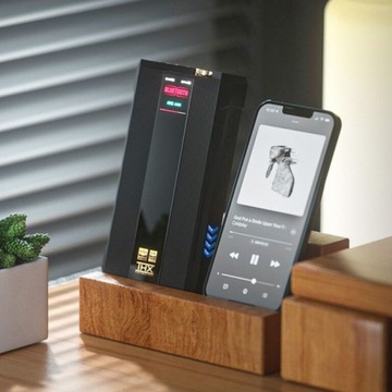Портативный ЦАП FiiO Q7 и усилитель для наушников BT