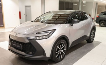 Toyota C-HR II 2023 Toyota C-HR 2.0 Hybrid Dynamic Force Style AWD 2.0 Hybryda 197KM, zdjęcie 2