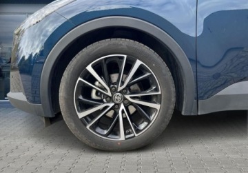Toyota C-HR II SUV 2.0 Hybrid Dynamic Force 197KM 2024 Toyota C-HR 2.0 Hybrid Executive VAT 23 ASO Salon PL Toyota Leszno, zdjęcie 23