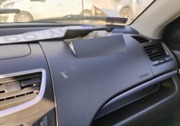 Suzuki Swift V Hatchback 3d Facelifting 1.2 VVT 94KM 2015 Suzuki Swift I rej 2016r, 1.3 Benzyna. Uszkodzony lewy przod i prawy tyl., zdjęcie 14