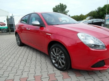 Alfa Romeo Giulietta Nuova II Hatchback 5d 1.4 TB 16v 120KM 2013 Alfa Romeo Giulietta Nowe Opony Klimatyzacja Komputer 1.4 Benzyna 120KM, zdjęcie 16