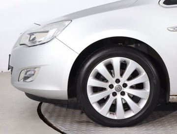 Opel Astra J Sports Tourer 1.4 Turbo ECOTEC 140KM 2012 Opel Astra 1.4 T, Klima, Klimatronic, Tempomat,ALU, zdjęcie 14