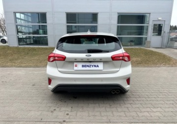 Ford Focus IV Hatchback 1.0 EcoBoost 125KM 2021 Ford Focus 1.0 ecoboost 125 KM 6MT ST-Line pakiet Parking, Winter Benzyna, zdjęcie 4
