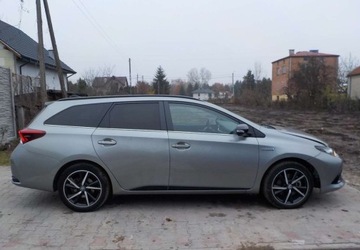 Toyota Auris II 2018 Toyota Auris Okazja 1.8 Hybryda 100KM, zdjęcie 13