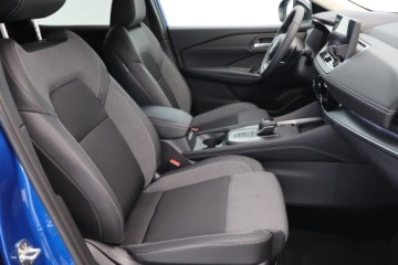 Nissan Qashqai III Crossover Facelifting 1.3 DIG-T MHEV 158KM 2025 Nissan Qashqai 1.3 DIG-T MHEV, 1. Właściciel, zdjęcie 8
