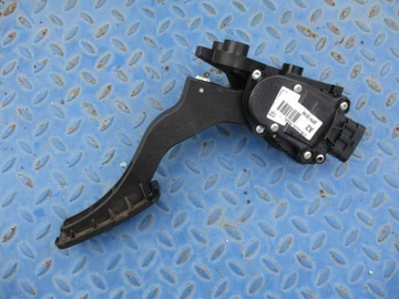 POTENCJOMETR GAZU HYUNDAI I30 CEED 10R 32700-2R300