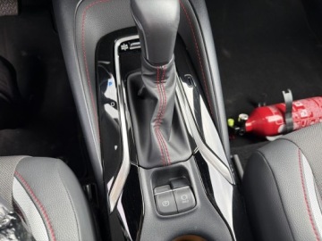 Toyota Corolla XII Sedan Facelifting 1.8 Hybrid 140KM 2025 Toyota Corolla 1.8 Hybrid GR Sport Seria E21 (2019, zdjęcie 25