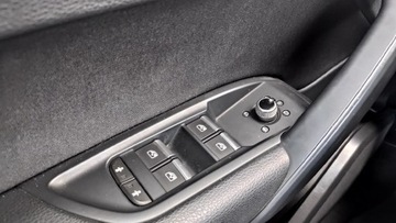 Audi Q5 II SUV 2.0 35 TDI 163KM 2020 Audi Q5 2.0TDI 4x4 Iwl ACC ASO Kamera Led GrzaneFo, zdjęcie 37