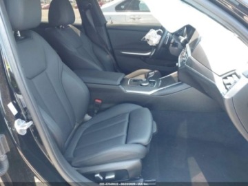 BMW Seria 3 G20-G21 2021 BMW Seria 3 330I XDRIVE 2021, od ubezpieczalni 2.0 Benzyna 255KM, zdjęcie 6