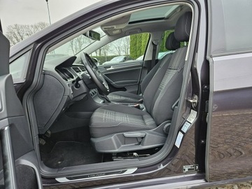 Volkswagen Golf VII Hatchback 3d 1.4 TSI BlueMotion Technology 125KM 2015 Volkswagen Golf 1,4 benzyna 125KM nawigacja kamera, zdjęcie 4