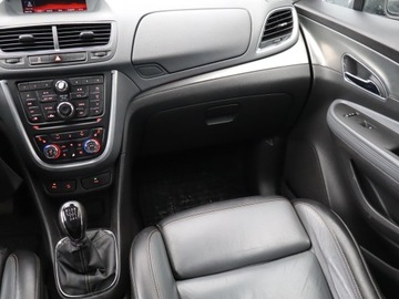 Opel Mokka I SUV 1.7 CDTI ECOTEC 130KM 2014 Opel Mokka 1.7 CDTI, Skóra, Navi, Xenon, Bi-Xenon, zdjęcie 7