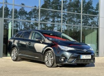 Toyota Avensis III Wagon Facelifting 2015 2.0 D-4D 143KM 2017 Toyota Avensis Salon Polska Nawigacja GWARANCJA !, zdjęcie 4