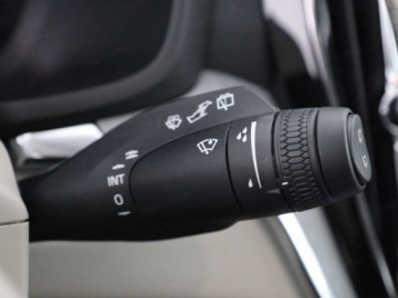 Volvo V60 II  Kombi Facelifting 2.0 B4 B 197KM 2026 2.0 B4 Plus Bright (197 KM) Podgrzewana kierownica, zdjęcie 7