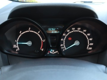 Ford Tourneo Courier I Mikrovan Facelifting 1.5 Duratorq TDCi 100KM 2019 Ford Tourneo Courier 1.5 TDCI, Salon Polska, zdjęcie 10