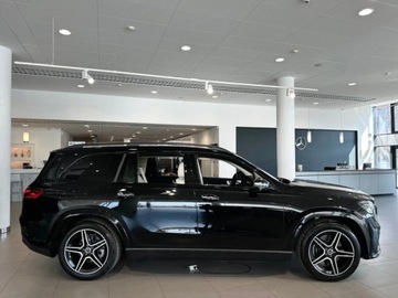Mercedes GLS X167 SUV Facelifting 3.0 450d 367KM 2025 MERCEDES-BENZ GLS 450 d 4-MATIC AMG Line 3.0 (367KM) 2025, zdjęcie 4