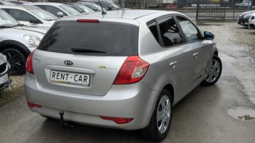 Kia Ceed I Hatchback 5d Facelifting 1.6 CRDi WGT 90KM 2010 Kia Cee'd 1.6D OPŁACONY Bezwypadkowy Klimatronik, zdjęcie 8