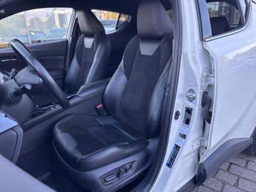 Toyota Corolla XII Hatchback 1.8 Hybrid 122KM 2020 Toyota C-HR 1.8 Hybrid Selection Toyota C-HR Hybri, zdjęcie 21