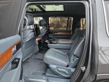 Jeep Wagoneer II 2022 Jeep Grand Wagoneer V8 HEMI 6,4l 477KM SERIES II * Przebieg:33, 858km, zdjęcie 20