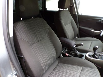 Opel Astra J Hatchback 5d 1.6 Twinport ECOTEC 115KM 2010 Opel Astra KLIMATYZACJA, zdjęcie 22