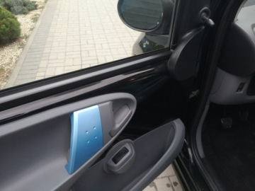 Peugeot 107 2008 Peugeot 107 1.0 16V 66KM Klimatyzacja Isofix, zdjęcie 10