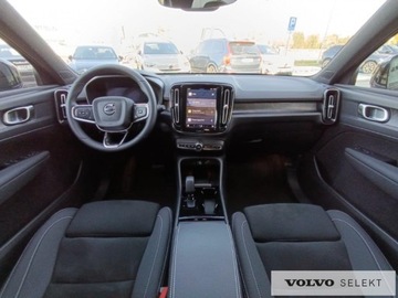 Volvo XC40 Recharge 70kWh 238KM 2023 Volvo XC 40 XC40 Recharge Plus Pakiet Climate Kame, zdjęcie 12