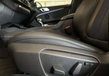 BMW Seria 1 F40 2021 BMW Seria 1 M SPORT Salon Polska ASO R-CARS Warszawa 1.5 Benzyna 136KM, zdjęcie 19