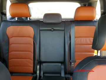 Volkswagen Tiguan II SUV 2.0 TSI 190KM 2020 Volkswagen Tiguan 2020 r., 2,0L SEL PREMIUM R-LINE 4x4 2.0 Benzyna 190KM, zdjęcie 9